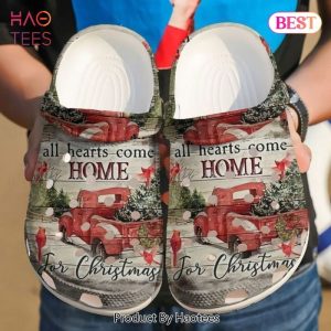 Cardinal All Hearts Come Home For Christmas V clog Shoes Exclusive