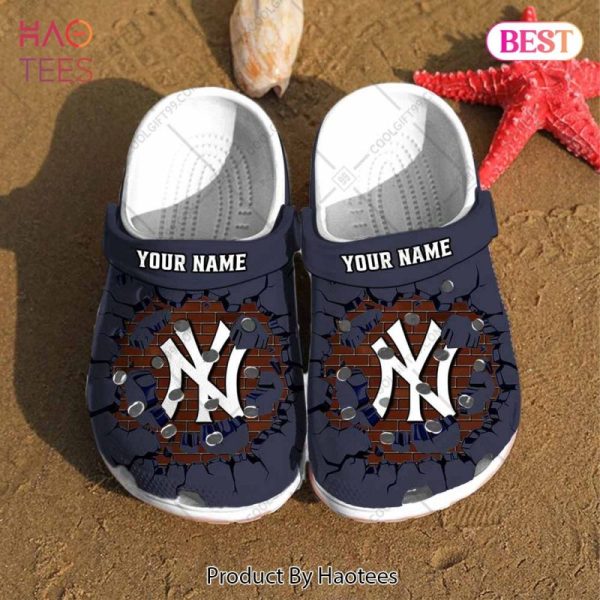 Personalized MLB New York Yankees Broken Wall Crocs